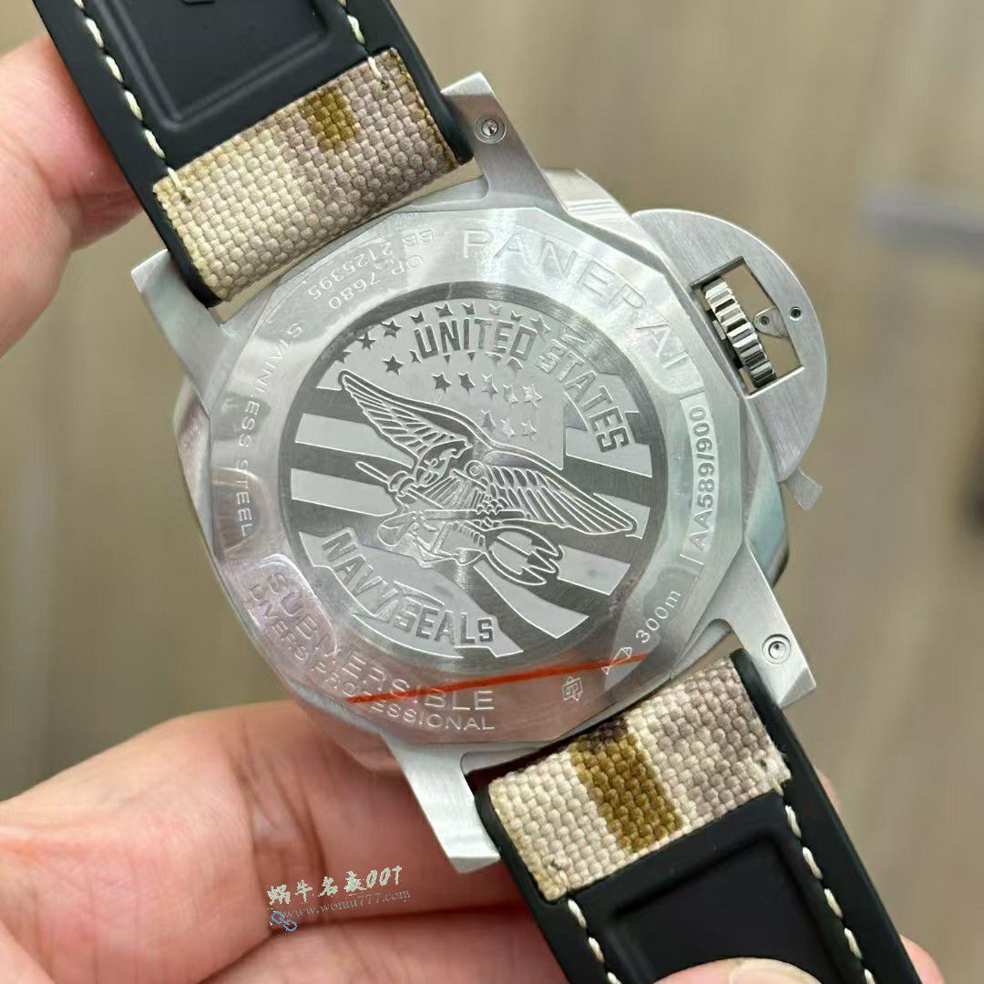 VS沛纳海Submersible QuarantaQuattro Navy SEALs PAM01518 / VSPAM1518