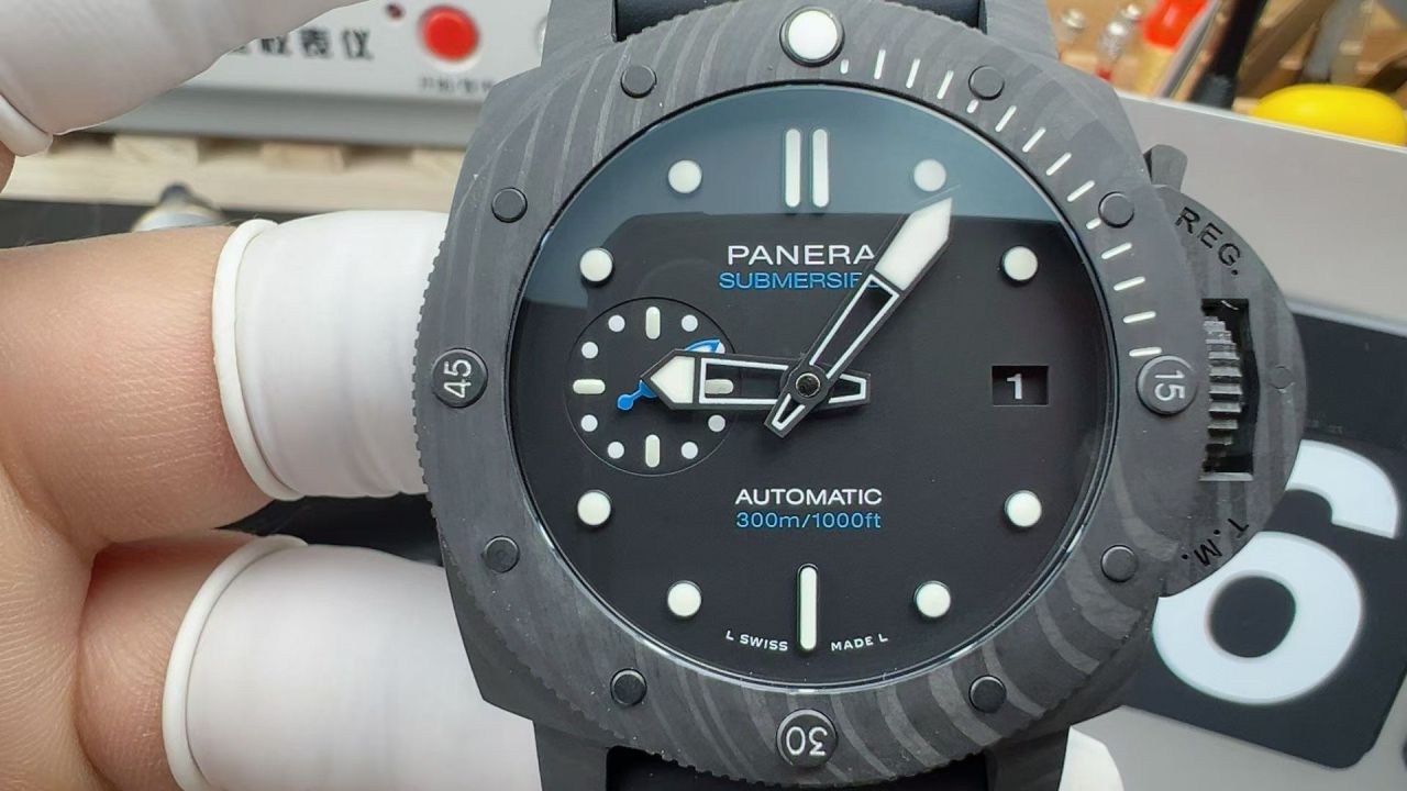 VS厂沛纳海Submersible潜行系列Carbotech™腕表pam02231，pam2231 / vspam02231