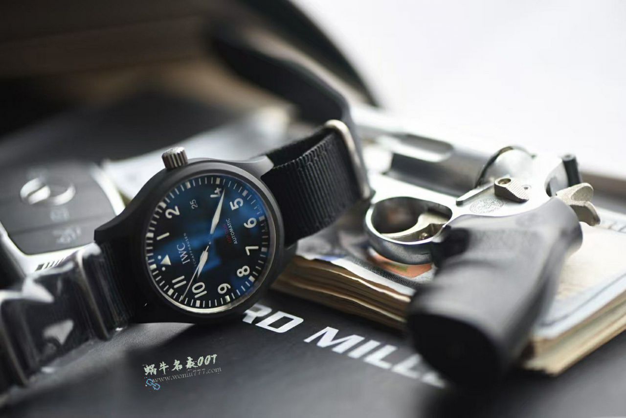 IWC万国表 TOP GUN飞行员IW326901腕表 / WG650