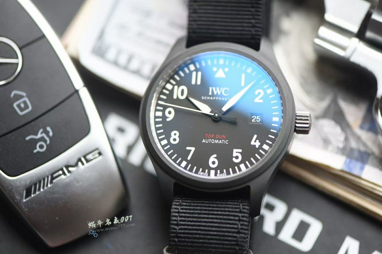 IWC万国表 TOP GUN飞行员IW326901腕表 / WG650
