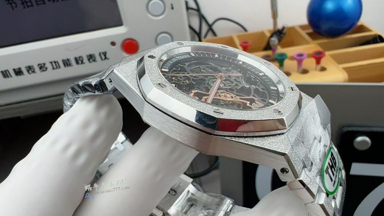 THB爱彼皇家橡树15407BC.GG.1224BC.01腕表 / AP312