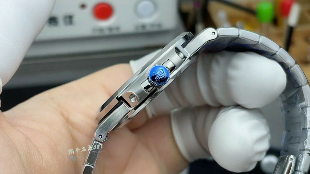 视频评测3K一体机百达翡丽绿面鹦鹉螺5711/1A-014手表 / BD386