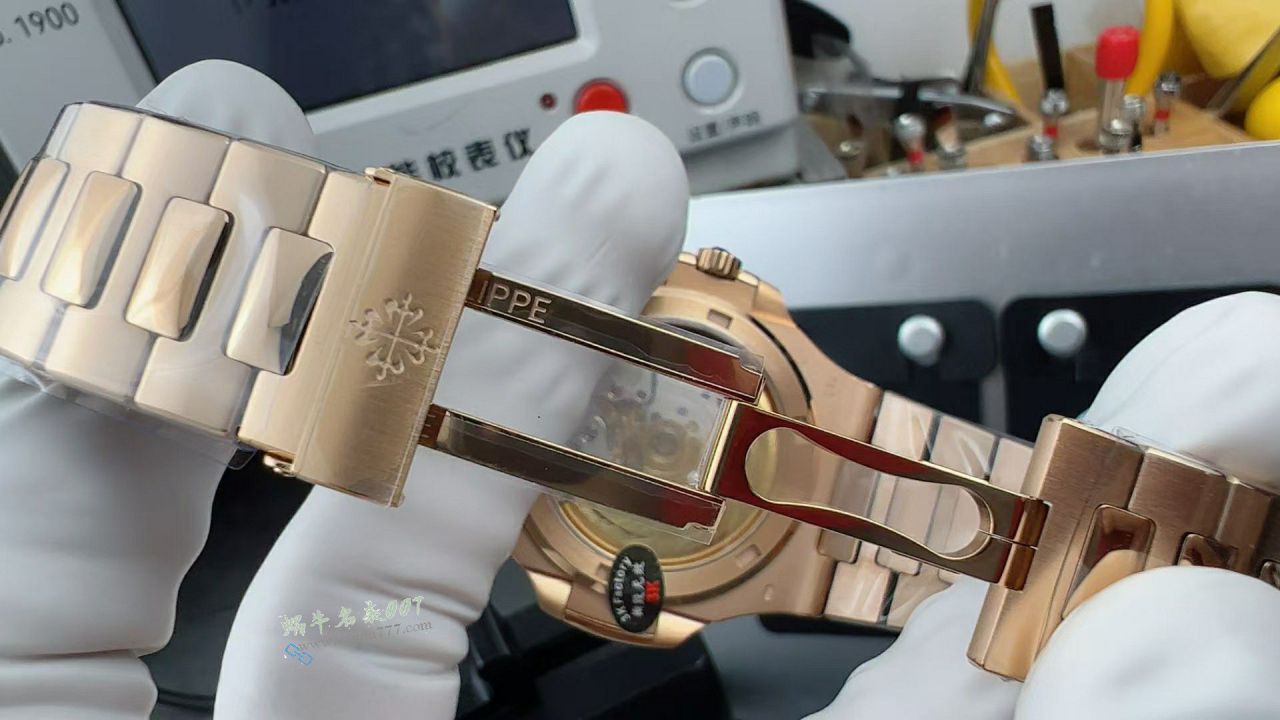 3K百达翡丽5711R 鹦鹉螺玫瑰金灰面腕表 / BD513