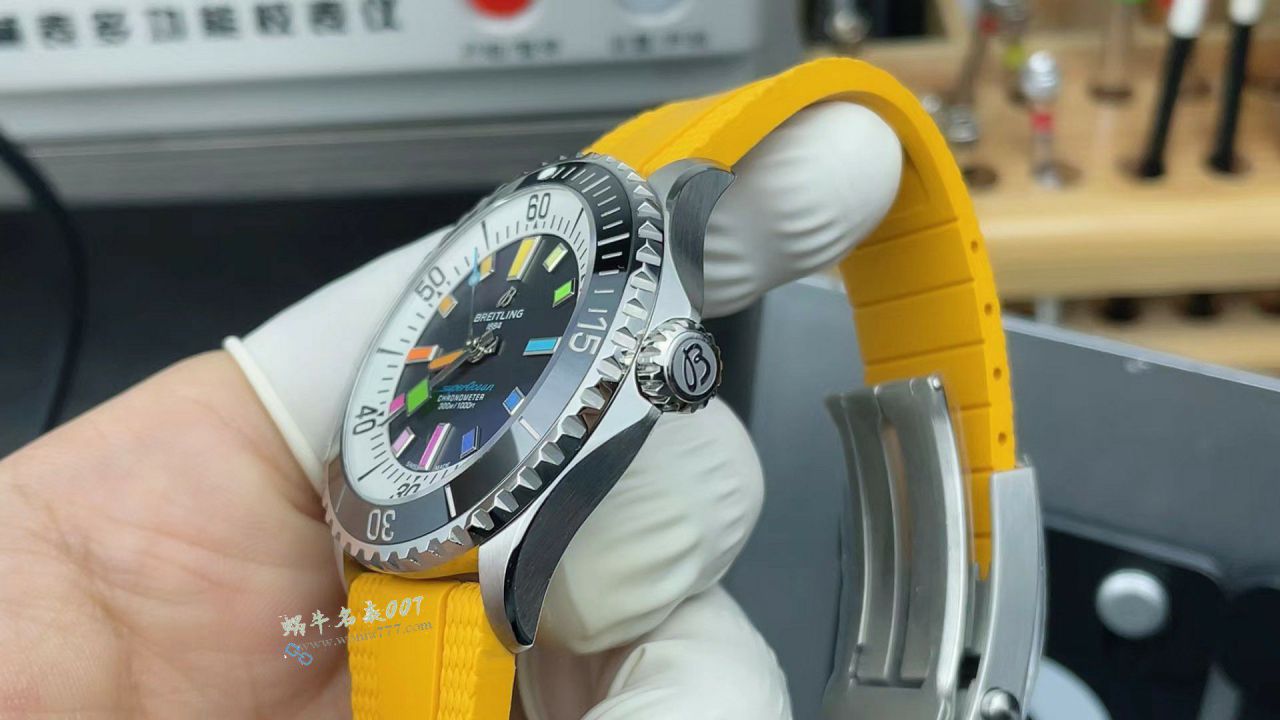 BLS百年灵彩虹超级海洋A17375211B2S3腕表 / BL213