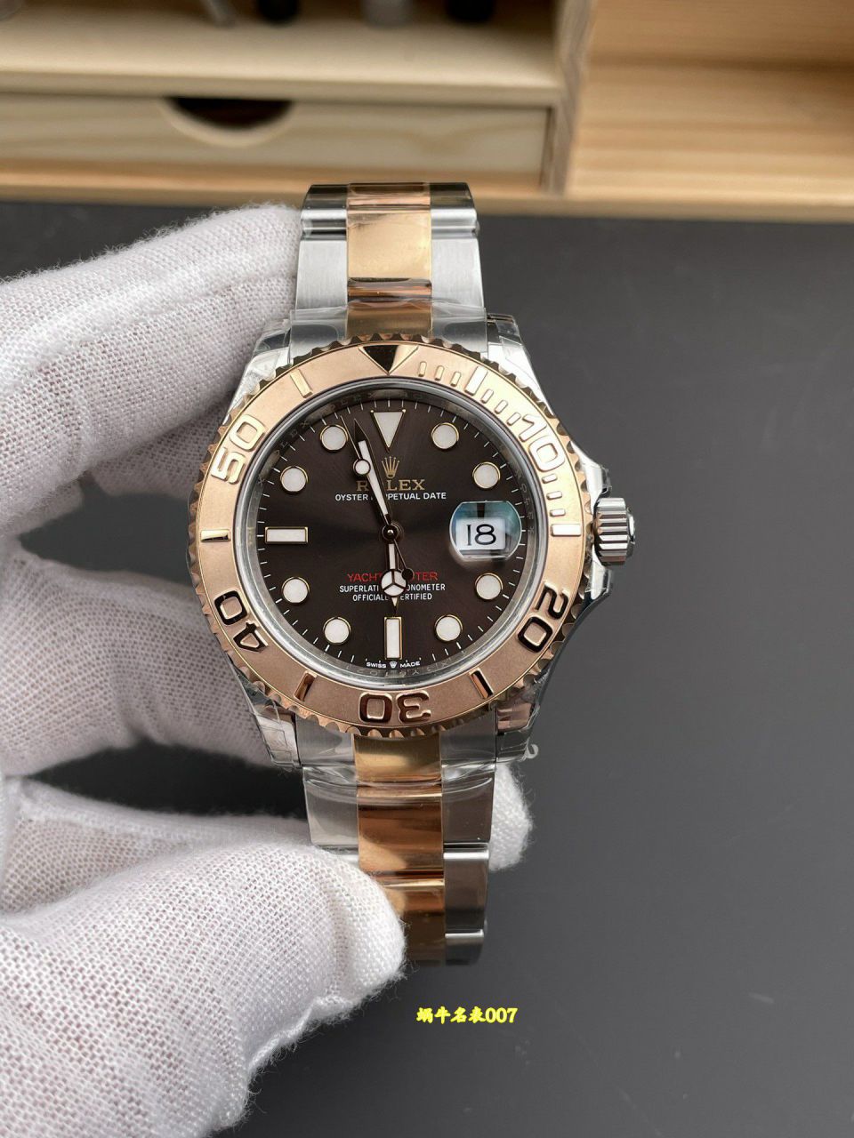 VS间玫金游艇巧克力盘劳力士游艇名仕型系列m126621-0001腕表 / R1021