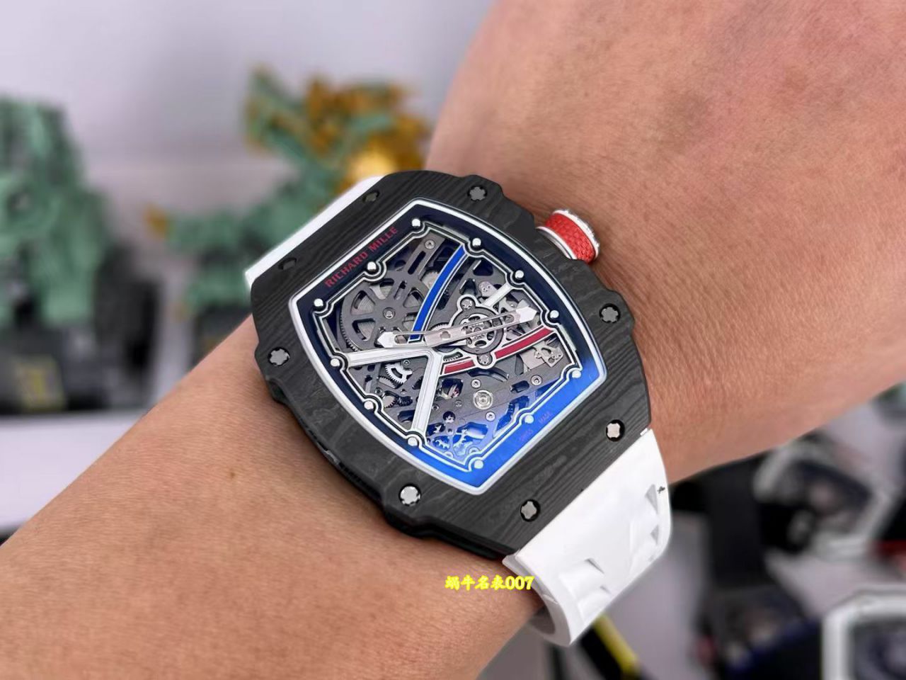 视频评测超高端定制RICHARD MILLE理查米尔手表型号RM 67-02最薄8mm 最轻39克 / RM67-02GD