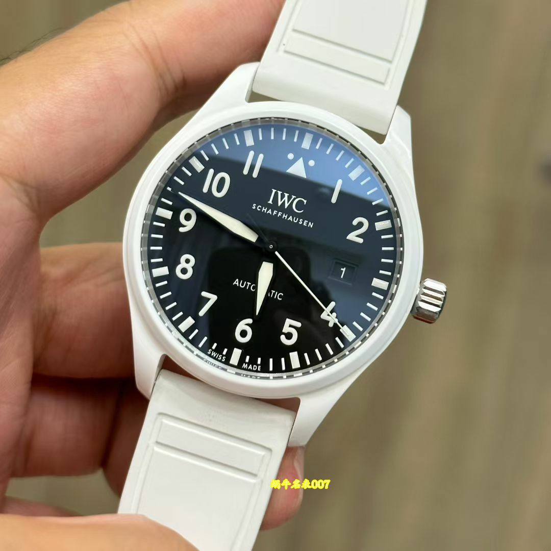 M+厂IWC万国表飞行员太浩湖IW328104腕表 / IW671