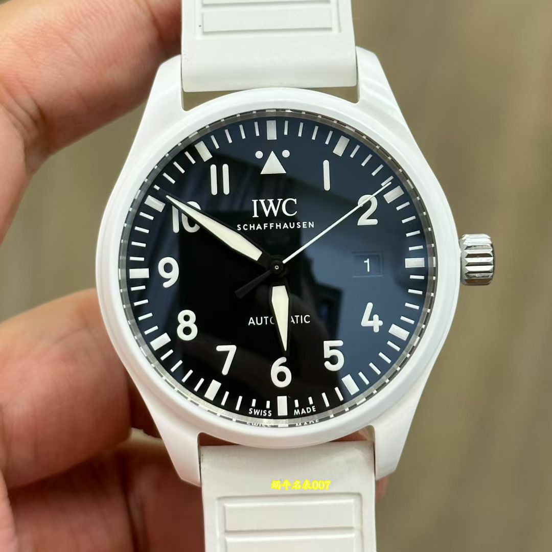 M+厂IWC万国表飞行员太浩湖IW328104腕表 / IW671